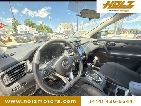Used 2018 Nissan Rogue Sport S w/ S Appearance Package AWD/4WD image 10