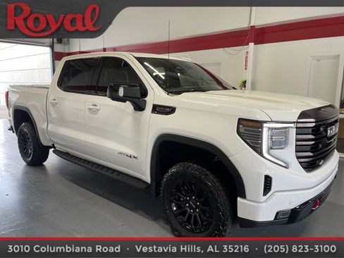 Used 2022 GMC Sierra 1500 AT4X AWD/4WD image 3