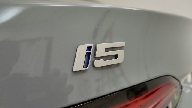 Used 2026 BMW i5 eDrive40 RWD image 34