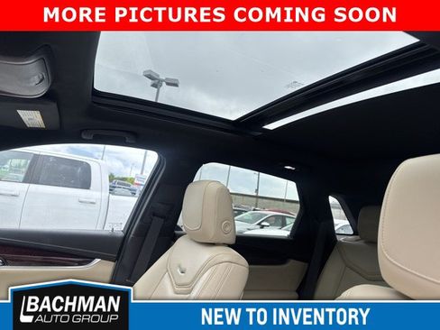 Used 2019 Cadillac XT5 Luxury FWD image 4