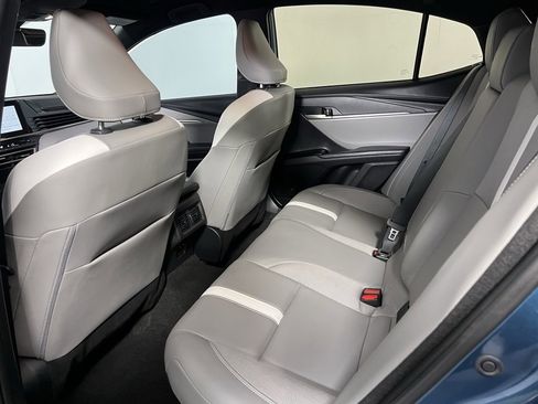 Used 2025 Toyota Camry SE image 23