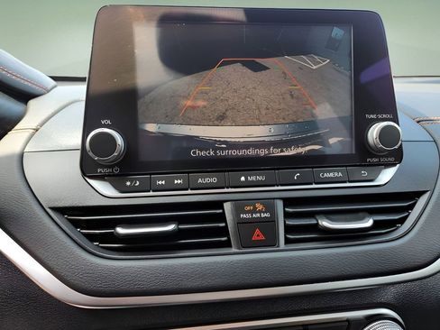 Used 2021 Nissan Altima 2.5 SR image 13