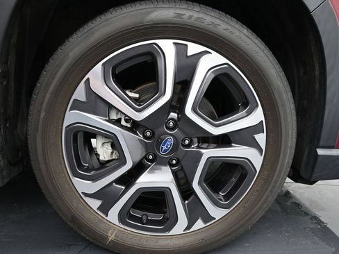 Used 2023 Subaru Ascent Limited AWD/4WD image 11