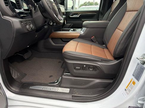 New 2026 Chevrolet Silverado 2500 High Country w/ High Country Premium Package AWD/4WD image 16