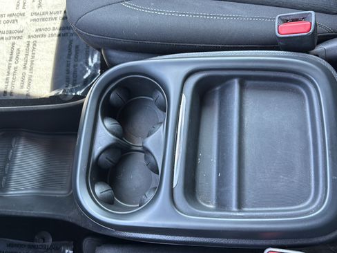 Used 2019 Chrysler Pacifica Touring Plus w/ S Appearance Package FWD image 20