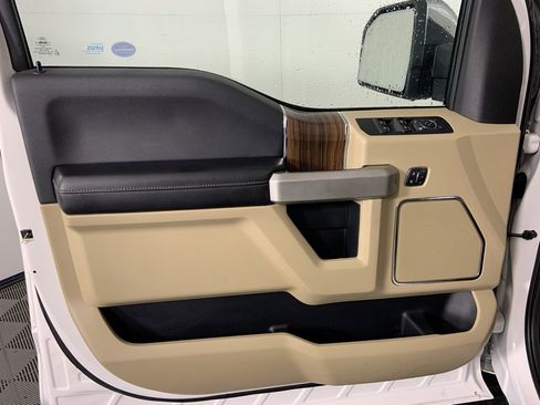 Used 2015 Ford F150 Lariat w/ Equipment Group 502A Luxury image 23