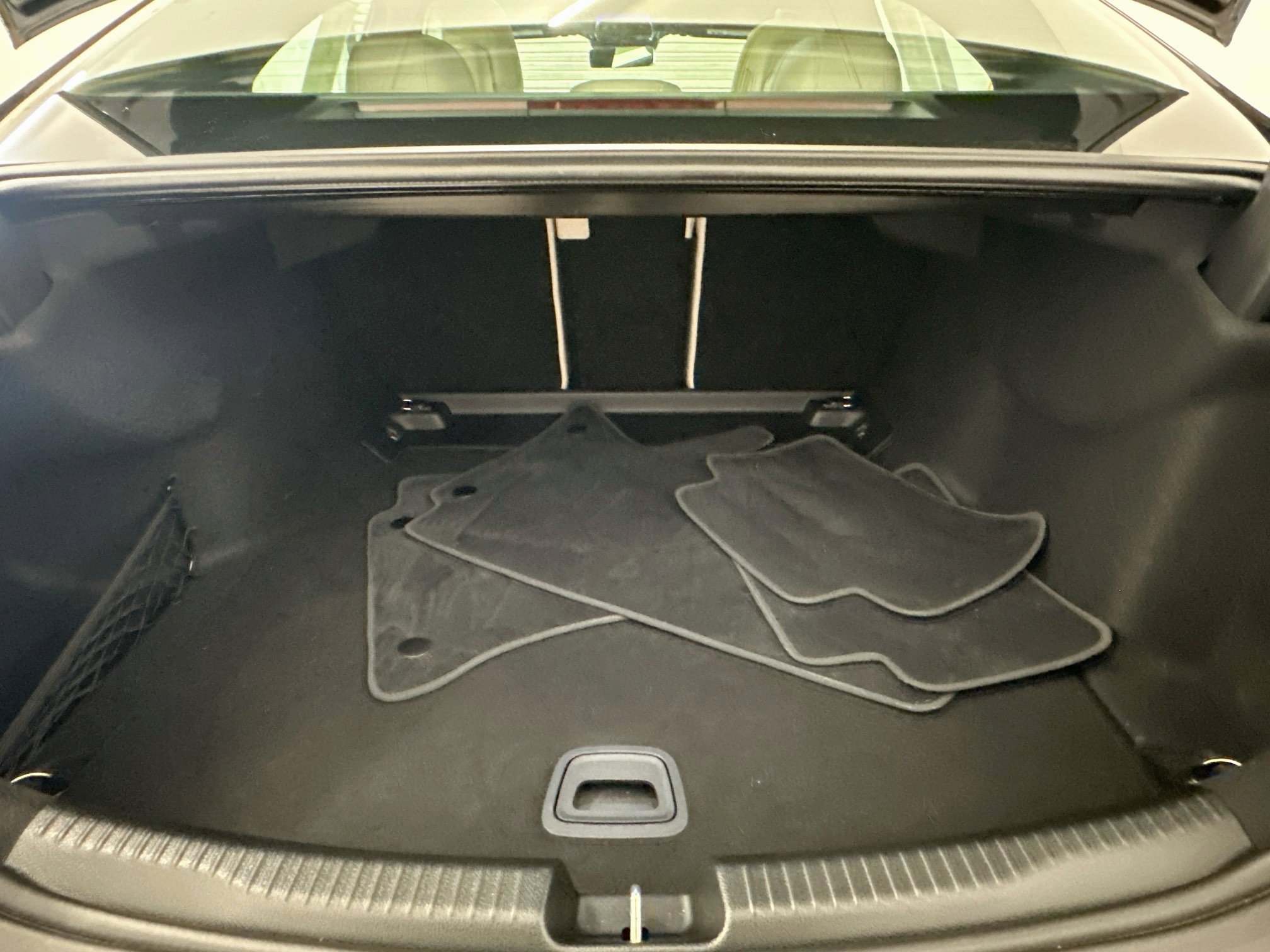 Used 2023 Mercedes-Benz C 300 4MATIC Sedan image 30