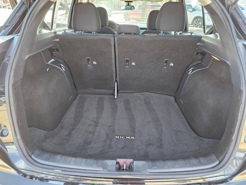 Used 2024 Nissan Kicks SV image 24