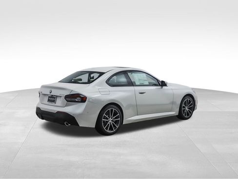 Certified 2025 BMW 230i xDrive Coupe w/ Premium Package image 5