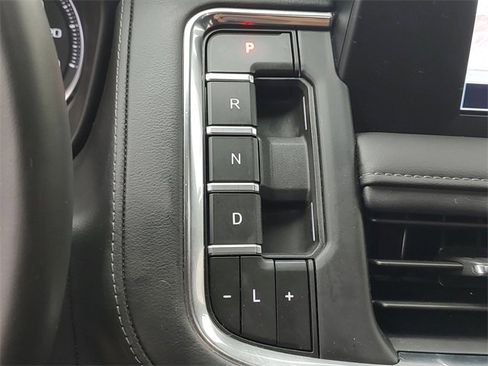 Used 2024 Chevrolet Tahoe LS image 20