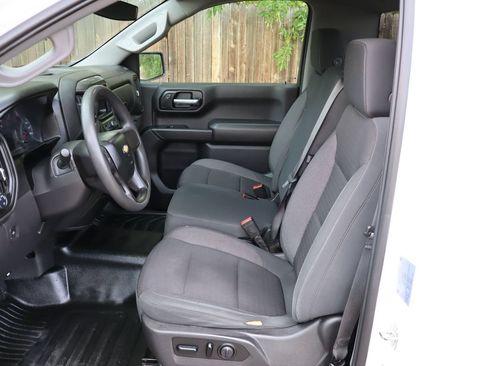 Used 2021 Chevrolet Silverado 1500 W/T w/ WT Value Package AWD/4WD image 17