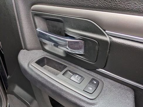 Used 2024 RAM 1500 Classic Warlock image 31