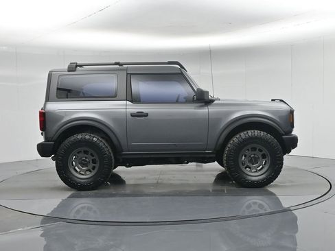 Used 2021 Ford Bronco Base image 23