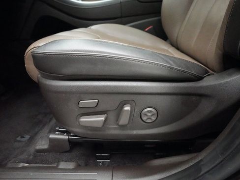 Used 2023 Hyundai Santa Fe Limited image 29