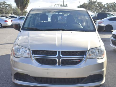 Used 2013 Dodge Grand Caravan American Value Package image 2