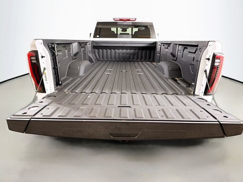 Used 2024 GMC Sierra 2500 AT4 w/ AT4 Premium Plus Package AWD/4WD image 27