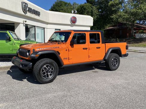 New 2025 Jeep Gladiator Rubicon w/ Convenience Group image 5