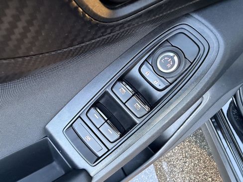 Certified 2023 Subaru Crosstrek 2.0i Premium image 14