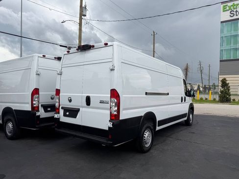 Used 2025 RAM ProMaster 3500 w/ Convenience Group FWD image 3
