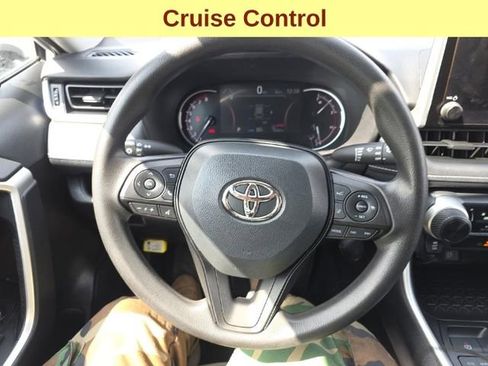 Used 2024 Toyota RAV4 LE image 11