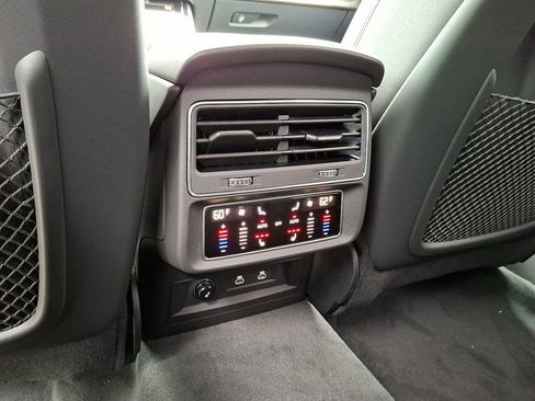 New 2026 Audi Q8 Premium Plus image 8