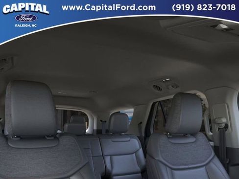 New 2026 Ford Explorer Active w/ Active Comfort Package RWD image 22
