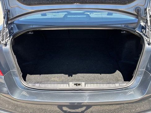 Used 2019 Subaru Legacy 2.5i Limited AWD/4WD image 11