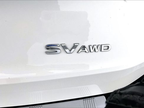 Used 2023 Nissan Rogue SV AWD/4WD image 14