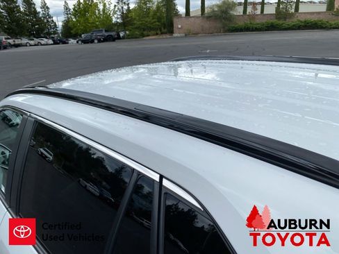 Certified 2024 Toyota RAV4 LE AWD/4WD image 10
