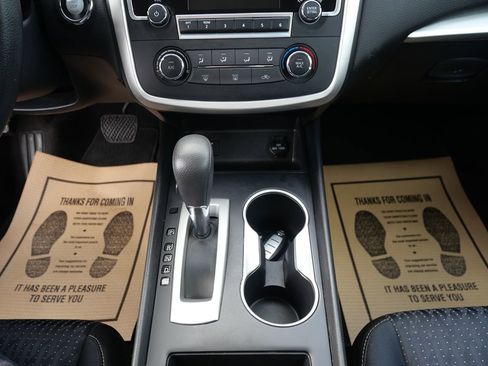 Used 2017 Nissan Altima 2.5 S image 12