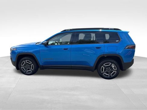New 2026 Jeep Cherokee Laredo AWD/4WD image 4