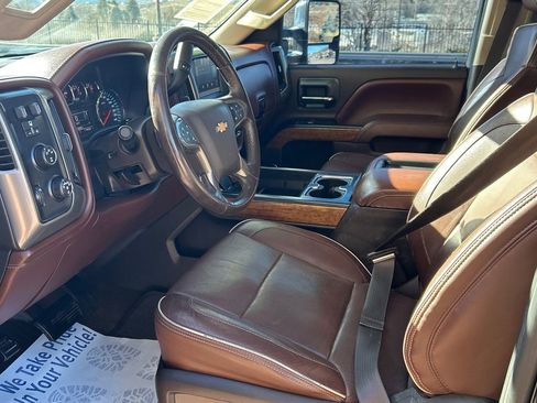 Used 2015 Chevrolet Silverado 2500 High Country w/ Duramax Plus Package image 9