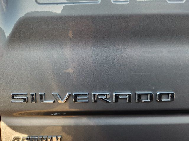 Used 2023 Chevrolet Silverado 1500 Custom AWD/4WD image 7
