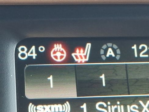 Used 2017 Jeep Grand Cherokee Limited image 24