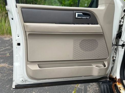 Used 2008 Ford Expedition EL XLT AWD/4WD image 15