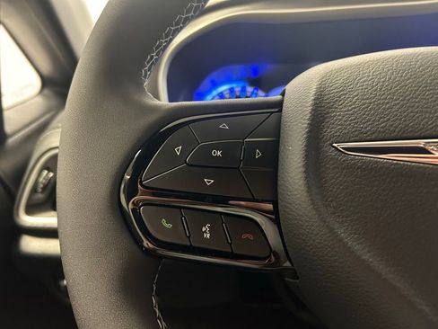 New 2026 Chrysler Pacifica Select image 10