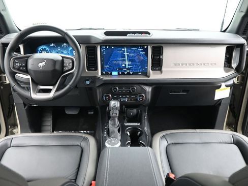 New 2026 Ford Bronco Outer Banks AWD/4WD image 21