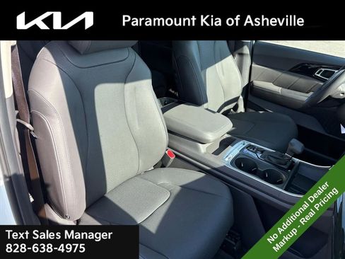 New 2026 Kia Carnival SX Prestige image 22