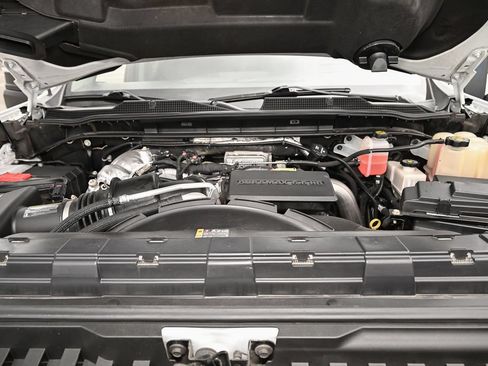 Used 2021 Chevrolet Silverado 2500 LTZ w/ LTZ Premium Package AWD/4WD image 17