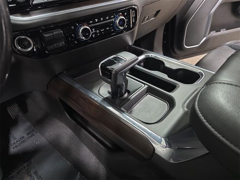 Certified 2022 GMC Sierra 1500 SLT w/ SLT Premium Plus Package image 24