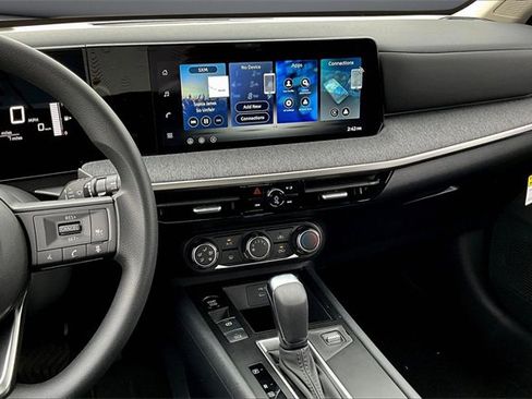 New 2026 Nissan Kicks S image 6