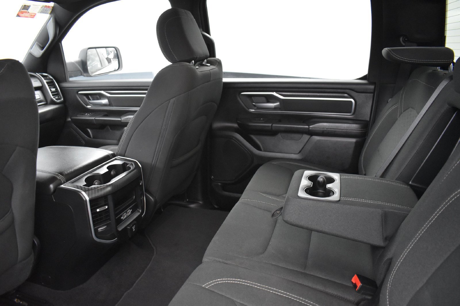 Used 2025 RAM 1500 Big Horn AWD/4WD image 17