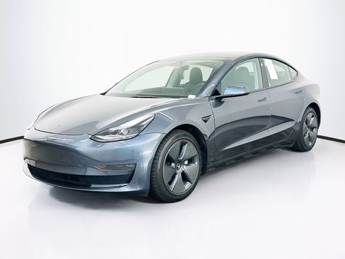 Used 2022 Tesla Model 3 Long Range image 3