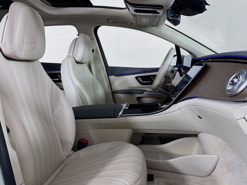 Certified 2023 Mercedes-Benz EQS 450+ SUV image 8