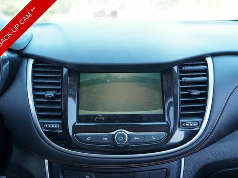Used 2019 Chevrolet Trax LS image 11