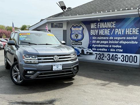 Used 2018 Volkswagen Atlas SEL w/ R-Line Package image 1