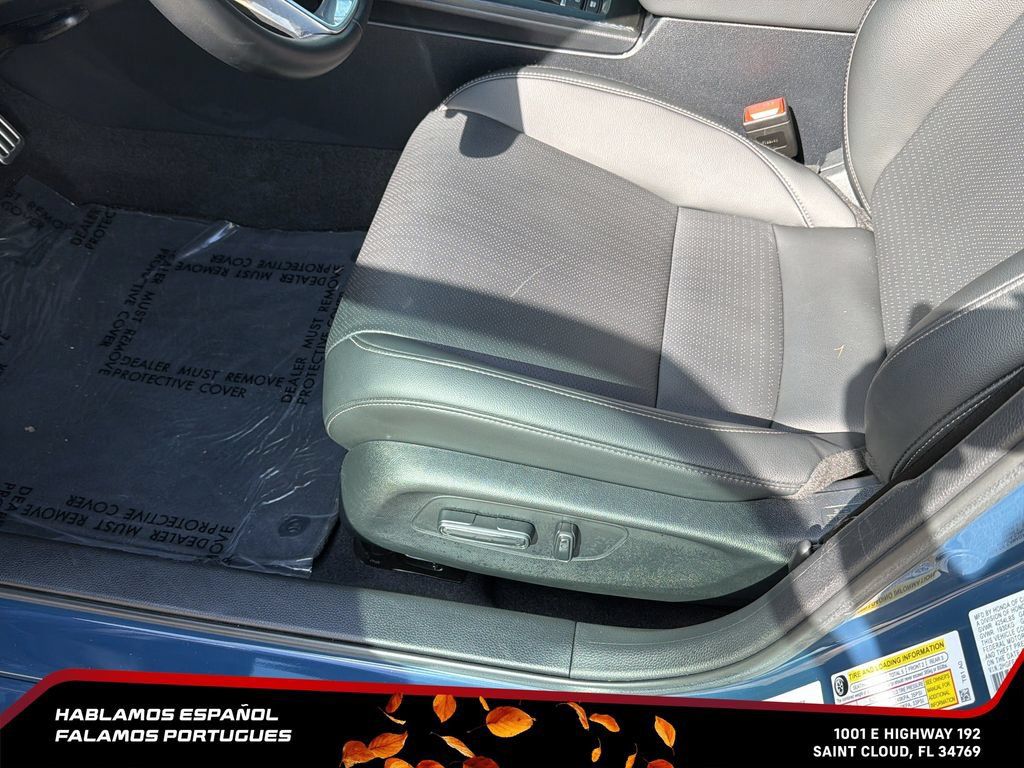 Used 2025 Honda Civic Sport Touring image 13