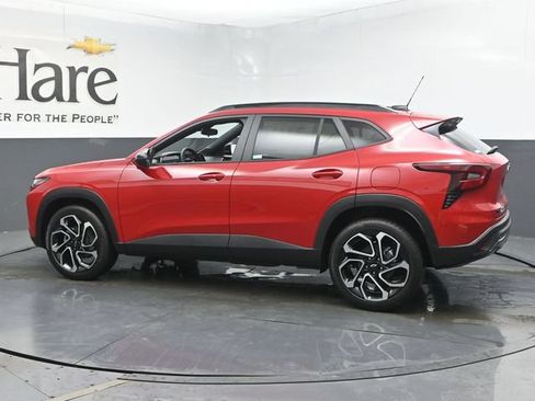 New 2026 Chevrolet Trax RS w/ Driver Confidence Package FWD image 30