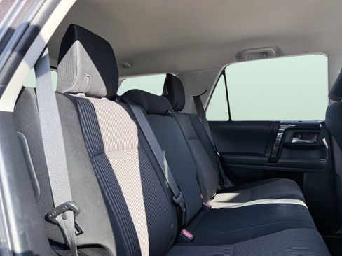 Used 2022 Toyota 4Runner TRD Off-Road image 49