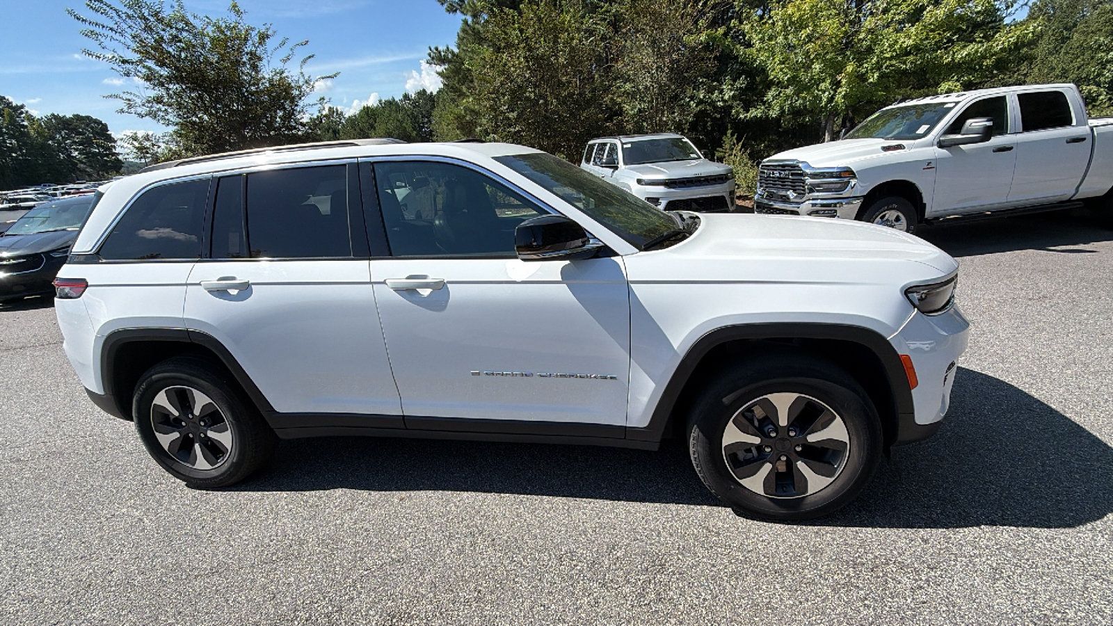 Used 2024 Jeep Grand Cherokee Limited 4xe AWD/4WD image 7